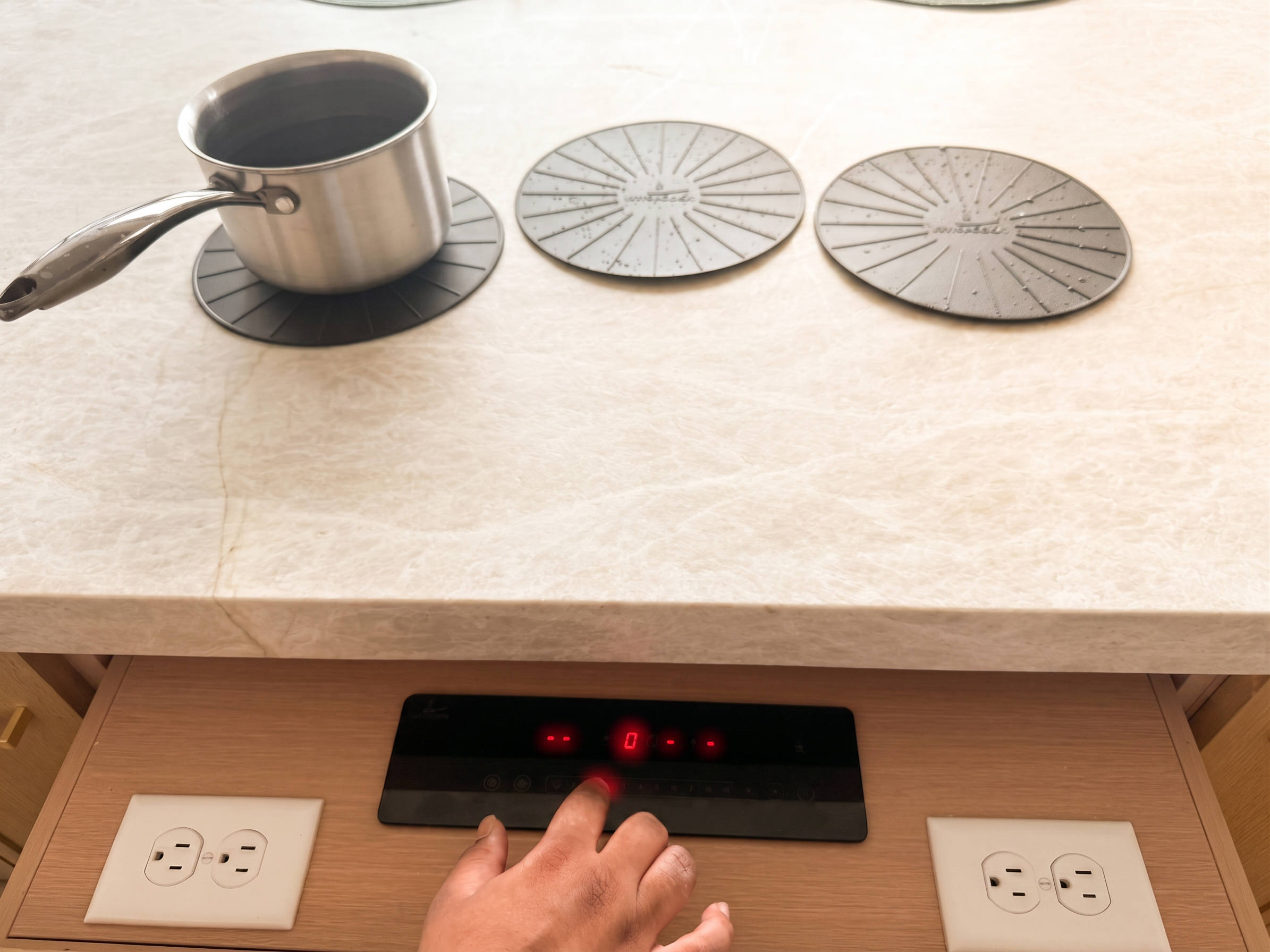 Oven power button and home screen